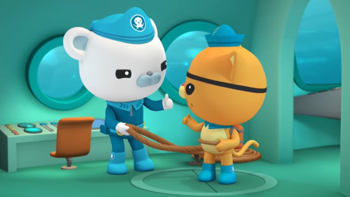 아무말 없이,
그저 엄지를 치켜세우며 눈빛만 교환해도 서로를 신뢰한다는것과 작전을 모두 이해하는.
대장-부대장 각자의 능력치가 결점 보완해주고 시너지 폭발하는거 넘 미쳤다고요.