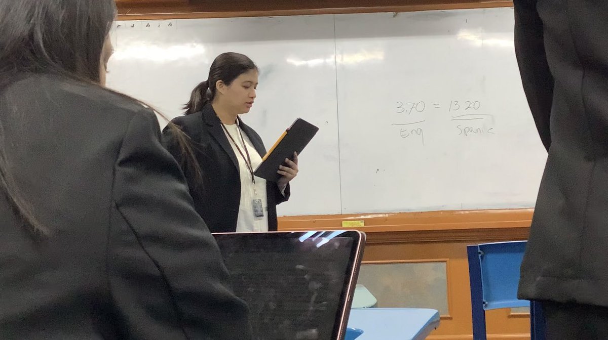 rxbinco's tweet photo. College was something else 😩 will always remember the days na papasok akong walang aral pero at the end of the sem, makakatawid parin. Ngayon 5+ hrs of study pero underprepared parin 😮‍💨

+ some pics of my current reality https://t.co/Nk7L9gpkNf
