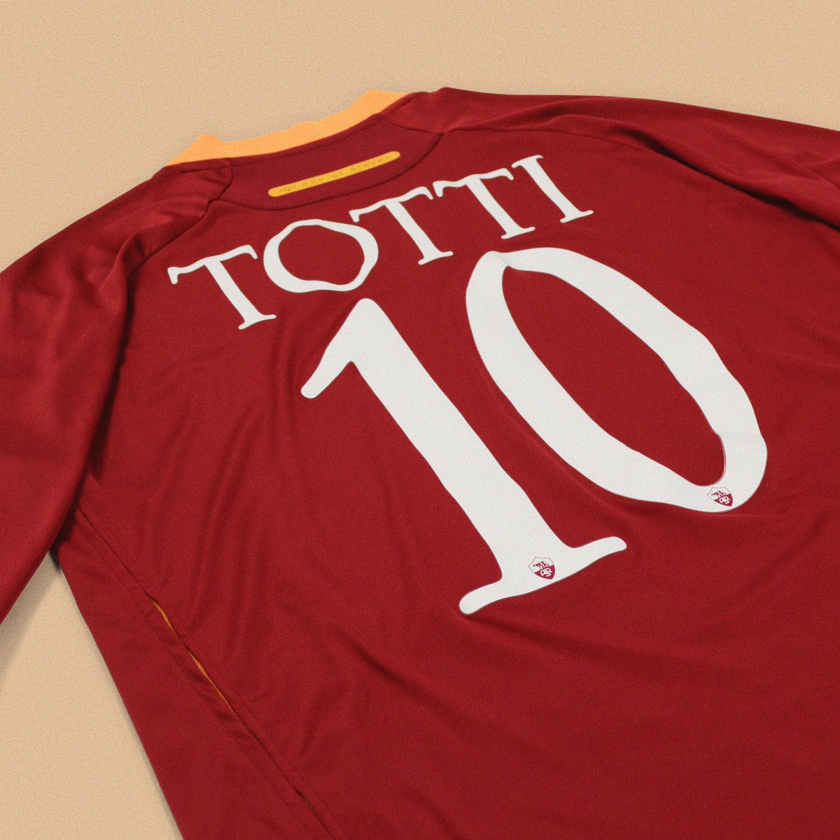 Sunday Drop 🚨 

Link to store in bio ☝️

#vintage #footballshirt #classicfootballshirts