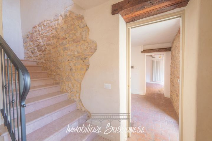 immobiliarebas1's tweet photo. Scopri questa proposta sul nostro sito al link : https://t.co/rmKE4skXvk https://t.co/Gn7uXc5E9f