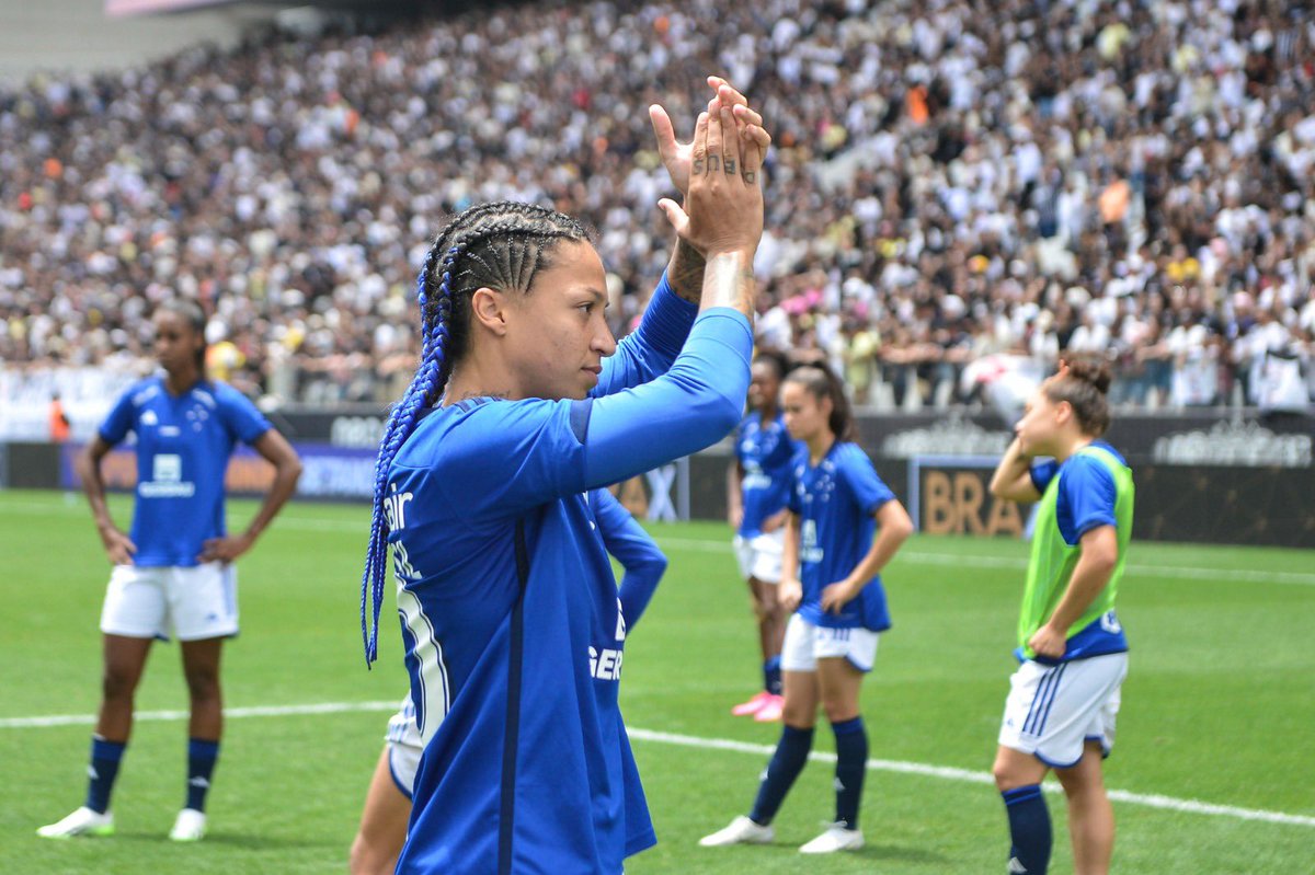 Muito orgulho das nossas Cabulosas! O início de um trabalho jovem e muito bem construído no @CruzeiroFem. Tenho certeza que toda a Nação Azul se sentiu representada em campo nesta final da Supercopa. Parabéns a Kin, ao Jonas, toda a Comissão Técnica e jogadoras. É só o início, o…