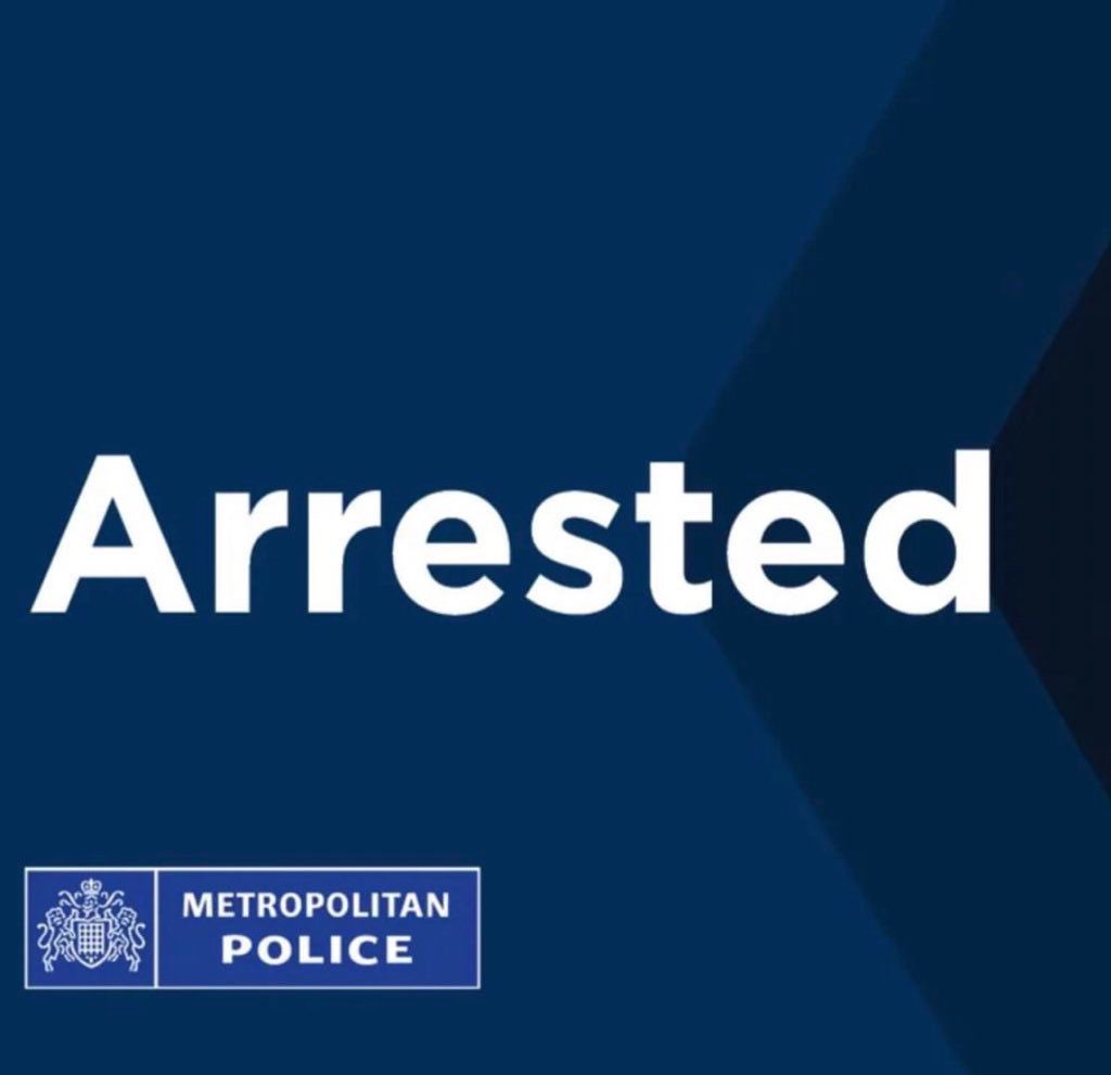 MPSBarkDag's tweet photo. Today the #Crimeandenforcementtaskforce have arrested a female for breaching her non molestation order @lbbdcouncil @LocalCrimeBeats https://t.co/mopVupCDpA
