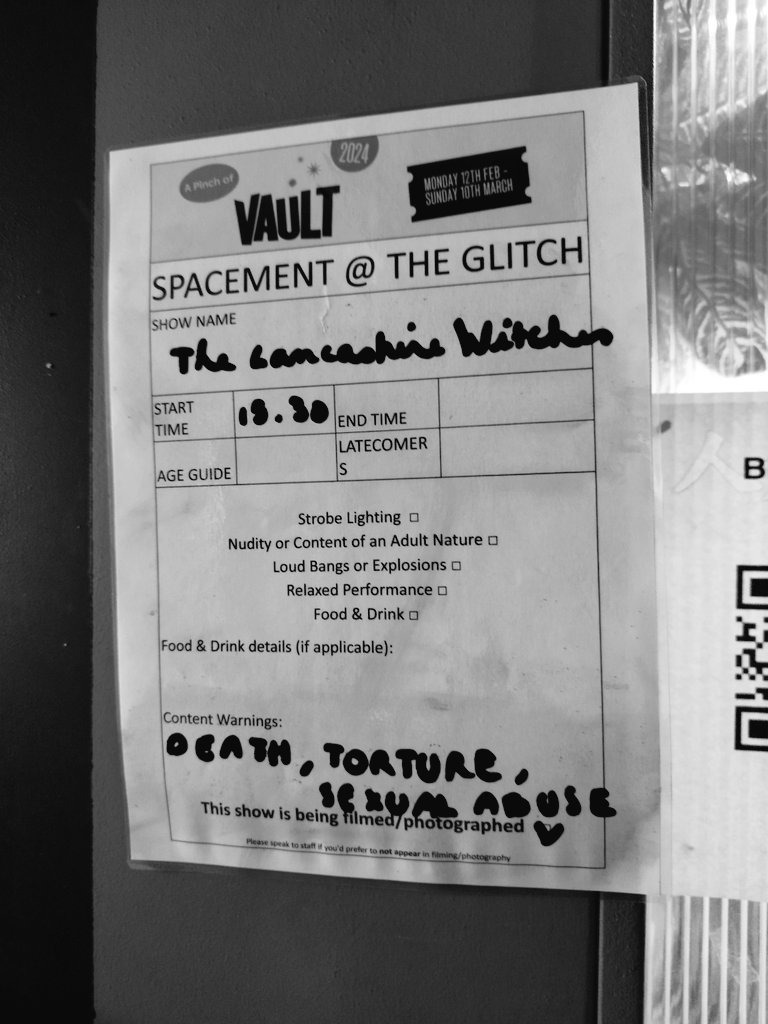 TheStageyPlace's tweet photo. As WIP's go, The Lancashire Witches brings together a strong ensemble to lure us into a chilling tale, and has the ability to become a sure fire hit in festivals to come - well done all on a fantastic showing! 👏🏻 @wearevault_ https://t.co/A1NTPQ2Bpu