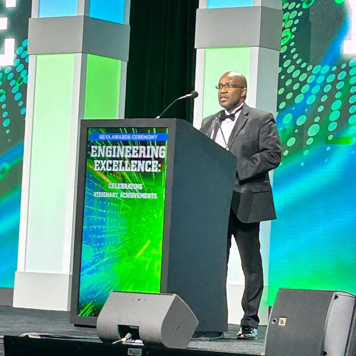 STELA, Inc tweet media