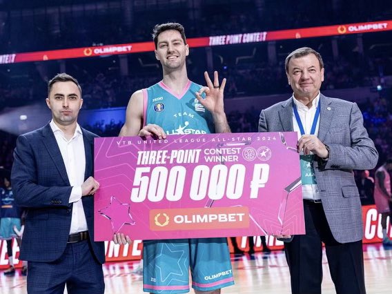 CoachSJPerk's tweet image. Just like those 🏆ASUN titles when they were @OspreyMBB teammates. @beaubeech02 and @DallasMoore14 went Back to Back. This time as 💫 All-Star Weekend 3pt CHAMPS!!! #BirdsOfTrey