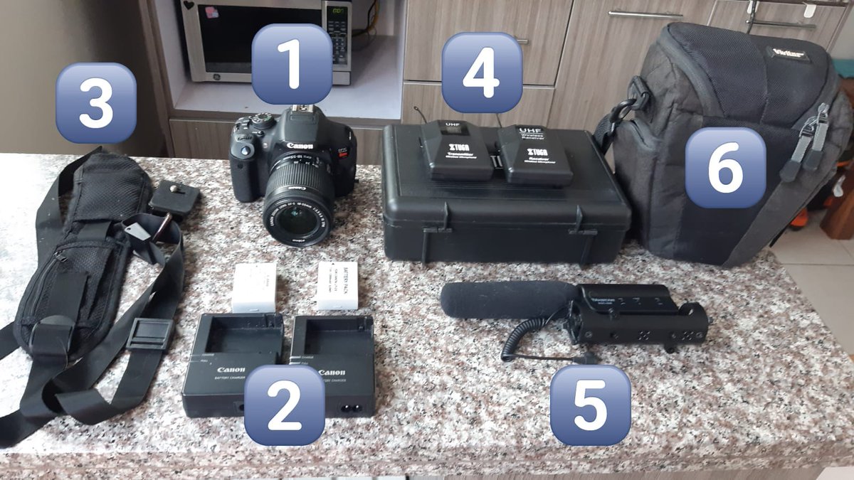 asisoyyo1923's tweet photo. Amigos de la internet 😁 
Se vende:
1- cámara canon EOS Rebel T5i con lente de 18-55mm
2- 2 baterías con sus respectivos cargadores
3- correa para llevar la cámara
4- micrófono Touga de solapa
5- microfono mini boom Takstar
6- estuche de camará.

Más info al interno 👌🏻 https://t.co/pmJHXphZ0x