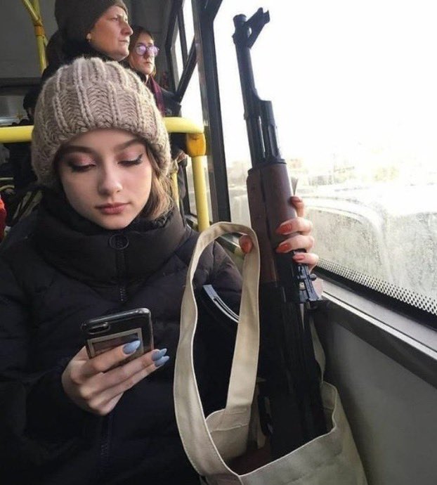 𝐀𝐥𝐢𝐜𝐢𝐚 𝐒𝐩𝐢𝐧𝐧𝐞𝐭. (@notfromwndrland) on Twitter photo 