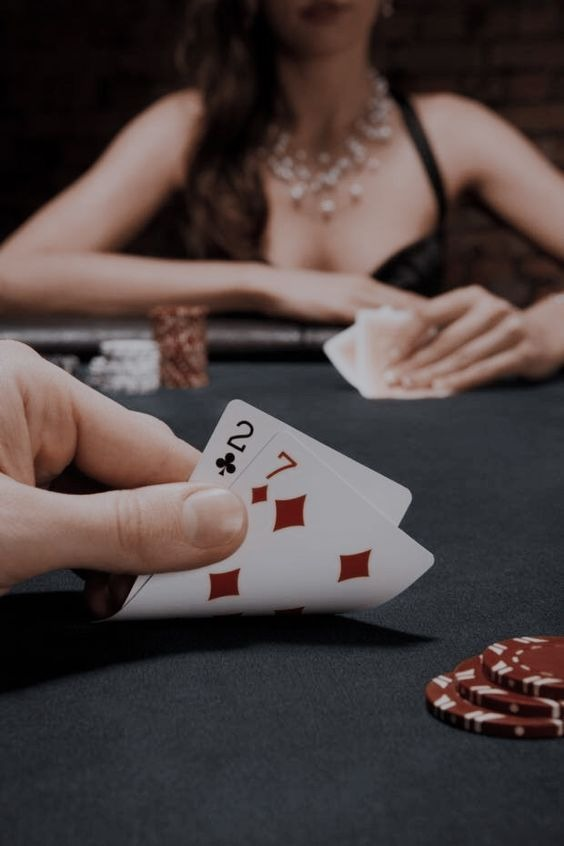 ElArteDeVivir__'s tweet photo. “La vida no siempre se trata de tener buenas cartas, sino a veces de jugar bien una mala mano”.

-Jack London https://t.co/c1LeDsrv1I