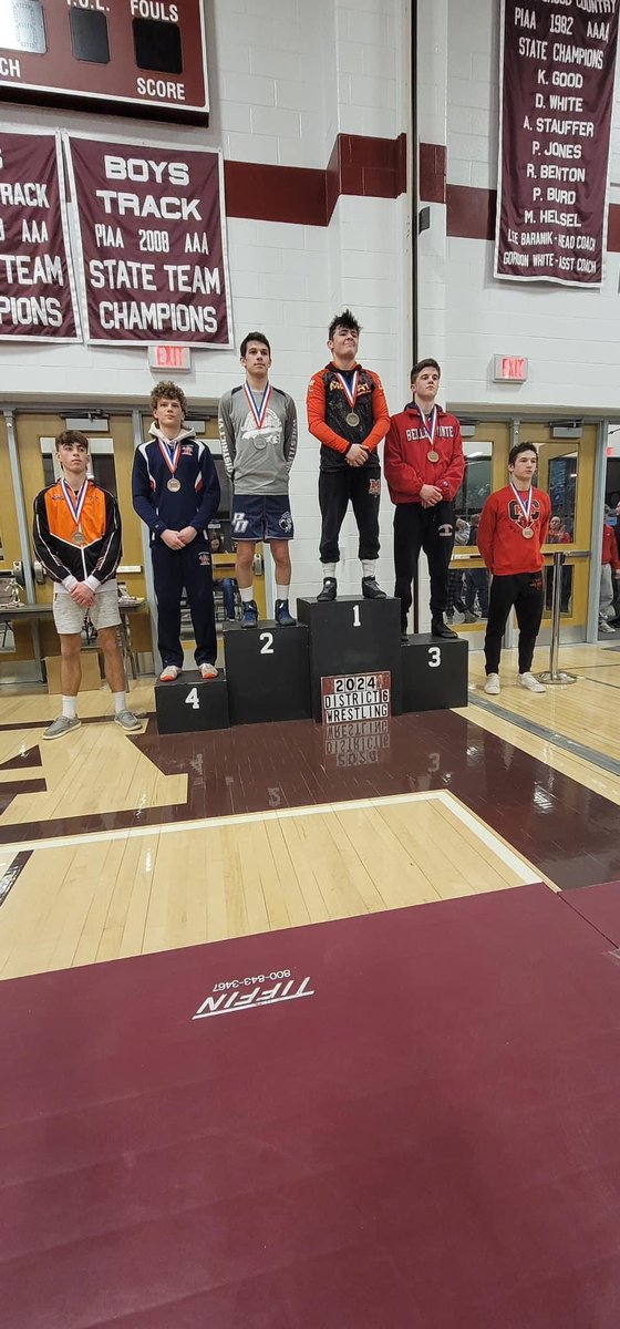Congratulations to Jake Wilson, who placed 5th at yesterday’s District 6 AA wrestling championships and advanced to regionals.  Freshman Burke Niebauer also made the podium with a 7th place finish. #WeAreCC
