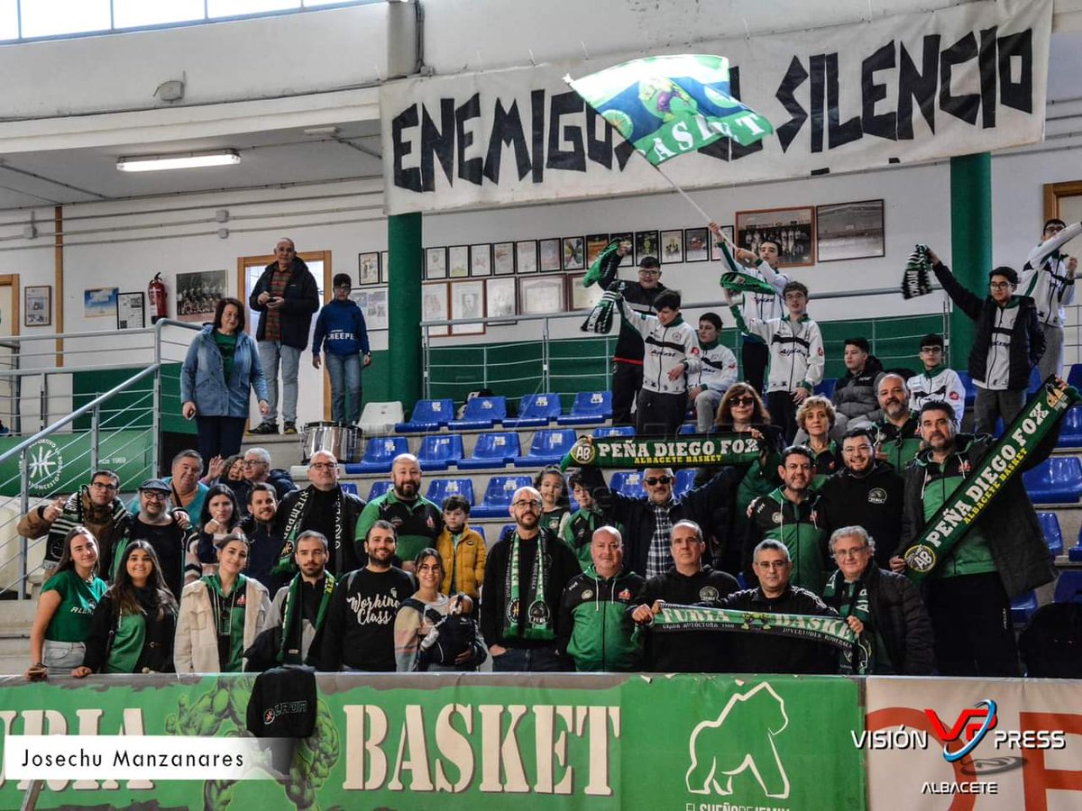 Porque esto, señoras y señores, es, fue y será el BALONCESTO que nos gusta
#basket4life

📸 Josechu Manzanares