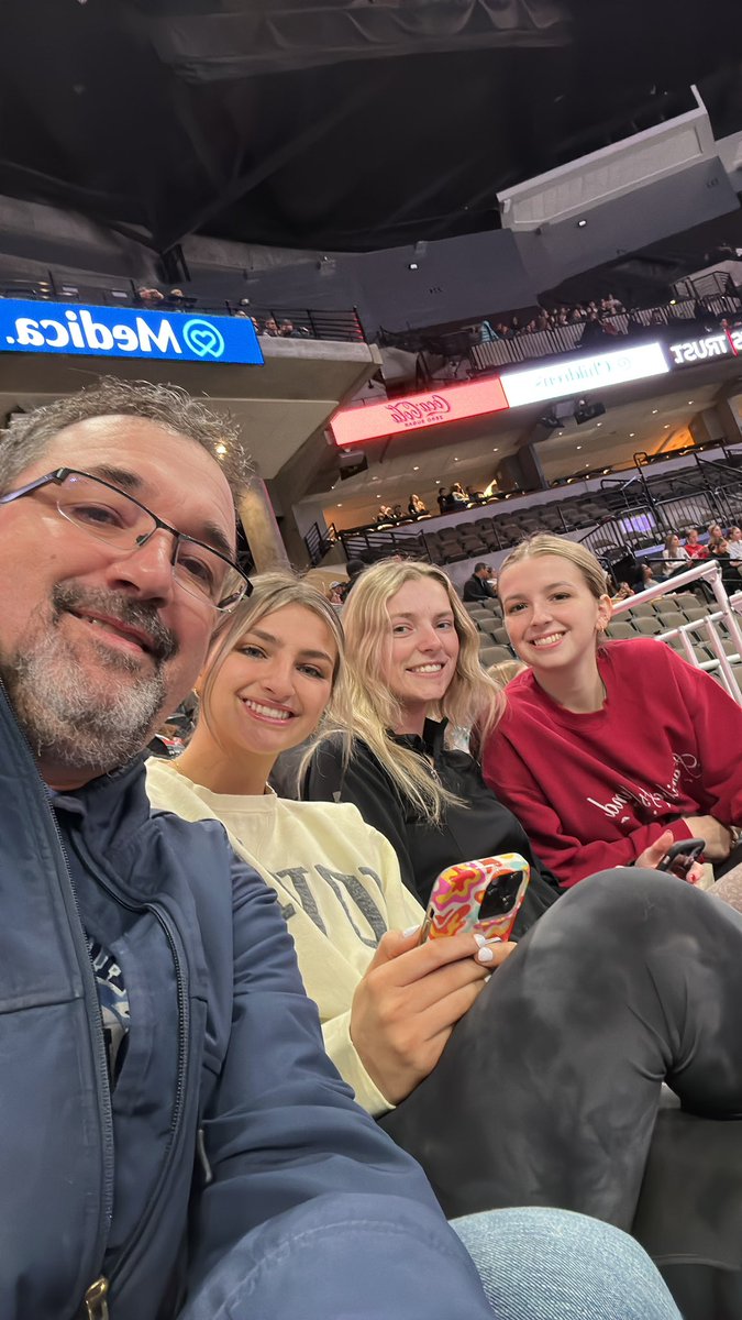 RIVwrestling's tweet image. #omahasupernovas
Let’s Go!