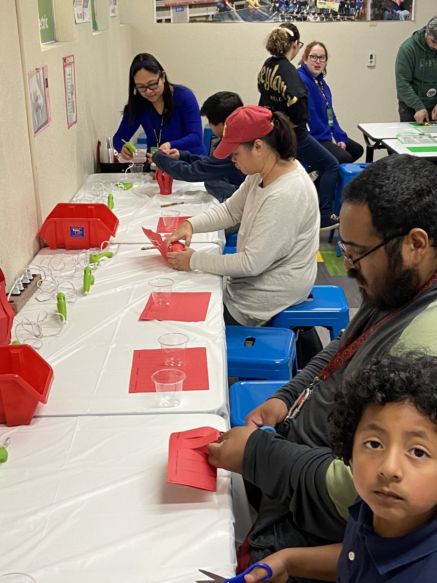 Energy Station (@cv_energyst) on Twitter photo Thanks to families who came out to our āCircuits, Lanterns & Moreā event last Thursday to celebrate the Lunar New Year! If you missed itā¦be sure to follow us and <a href="/CVESDNews/">CVESD News</a> for our March community STEAM event. #ESlearns <a href="/IBEW569/">IBEW569</a> <a href="/SanDiegoNECA/">NECA San Diego</a> <a href="/ChulaVistaLib/">Chula Vista Library</a> Thanks to families who came out to our āCircuits, Lanterns & Moreā event last Thursday to celebrate the Lunar New Year! If you missed itā¦be sure to follow us and <a href="/CVESDNews/">CVESD News</a> for our March community STEAM event. #ESlearns <a href="/IBEW569/">IBEW569</a> <a href="/SanDiegoNECA/">NECA San Diego</a> <a href="/ChulaVistaLib/">Chula Vista Library</a>