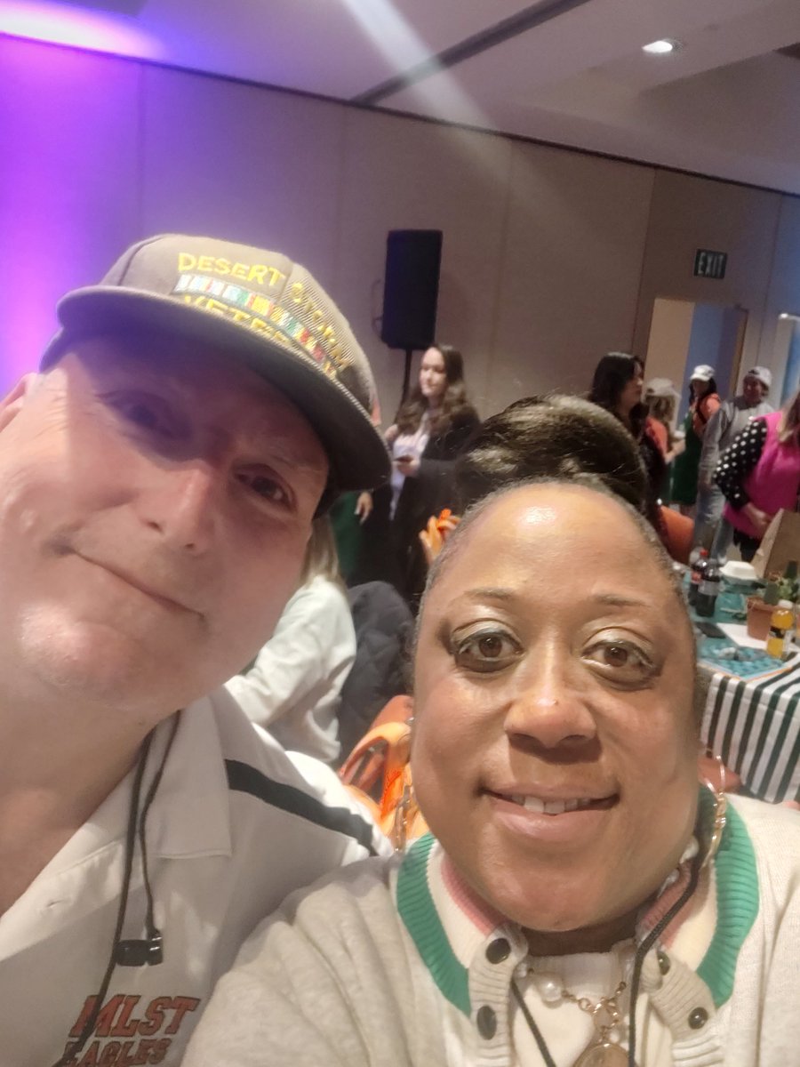 McCroreyListon's tweet photo. Day 1 of #GYTOATL @McCroreyListon @KMES_Tigers https://t.co/JVbT9g5iiM