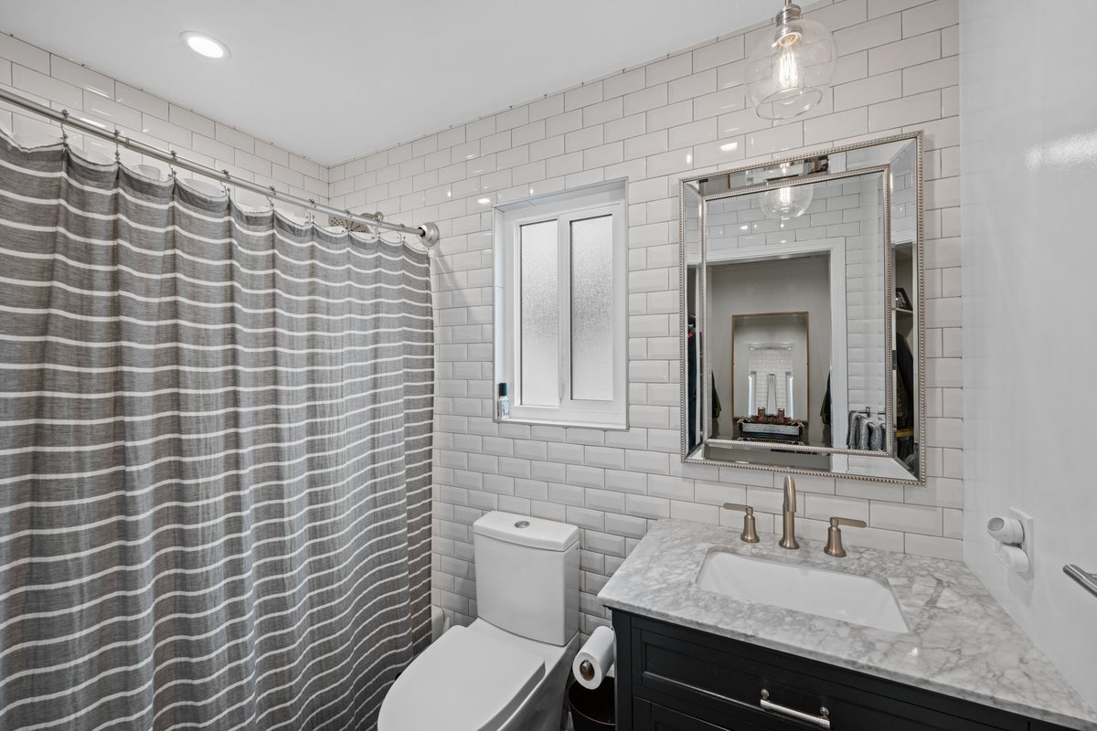 kirkhawkins's tweet photo. 🚨#KirkAlert: New Listing! 
📍343 W Central Ave, Unit H
🏡 2 Bedrooms, 2 Baths
💵 $585,000
#WorkWithKirk #ARealEstateAgentYouCanLove

Always accepting new clients! In all price points! Let me know if you have any family, friends or coworkers who are looking to make a move. https://t.co/qBMPsVC3pN