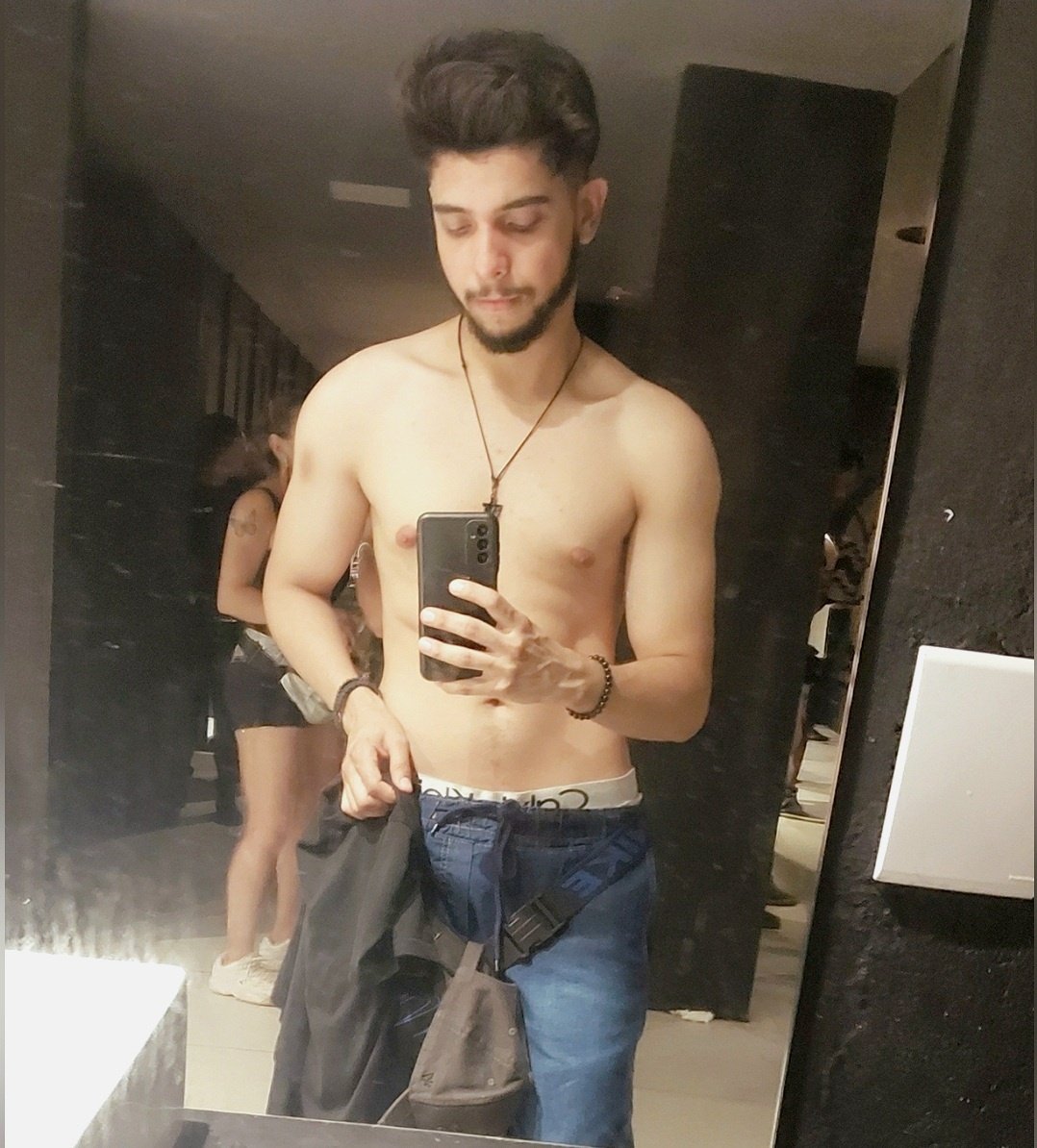 kahkarotoo's tweet photo. Would you be the pair of this chaser?
🌸🐻🍪
#chaser #feeder #gainer #chaserforbear #bear #twink #twunk #lean #slimman #gaychaser https://t.co/ZdVOtJYUMZ