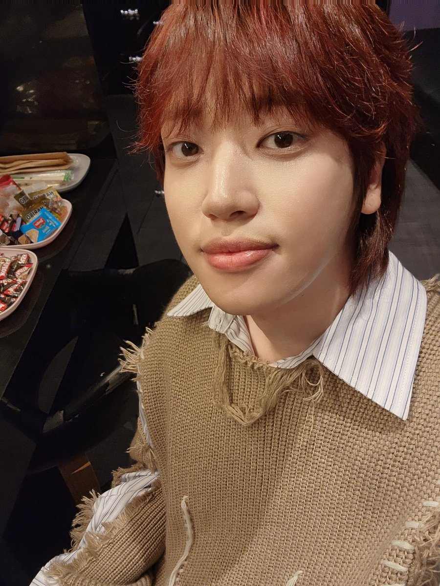 [#녤모닝👋]

녤모닝!!
월요일이 생각보다 금방 오는 거 같아!
그치?!
그리고! 드디어 오늘부터 공식 팬클럽이 생겨!! ㅎ
엔리스! 그럼 이번 주도 힘내고
주말에 보자!!

#니엘 #NIEL