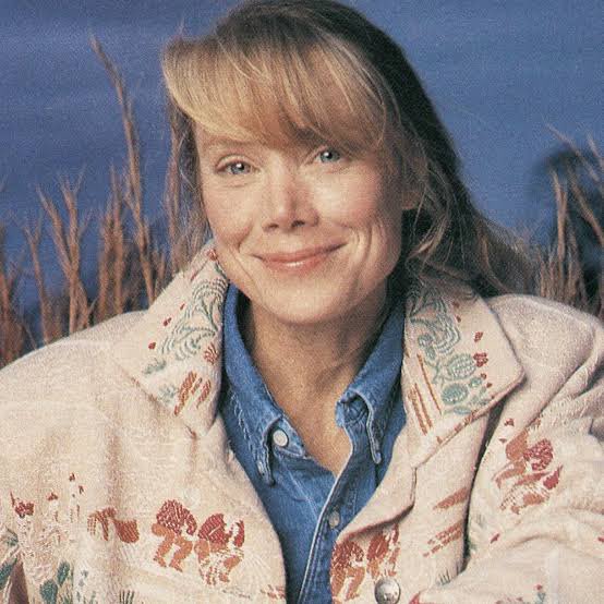 SwiftConqueror's tweet image. Opened up twitter wondering why she was trending 😂😂😂
 #SissySpacek or #SissySpaceX ?