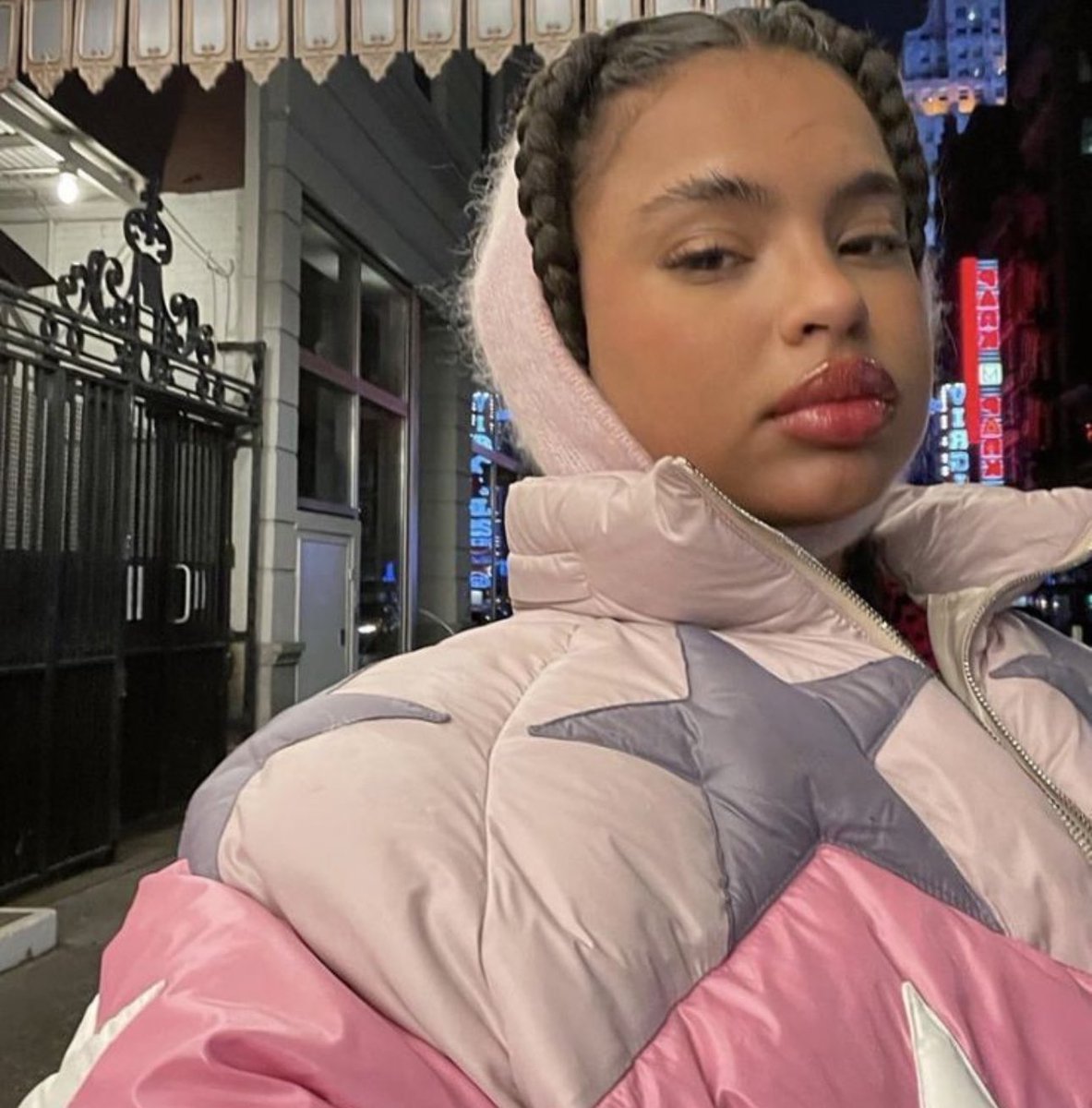 syrenika's tweet image. 🎟️