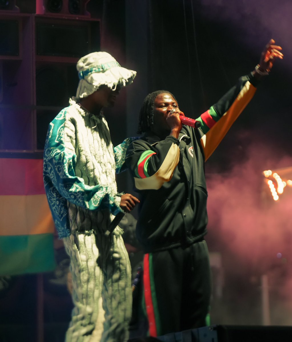stonebwoy's tweet photo. CALI GOT THE VIBES 🔥 @calivibesfest https://t.co/0mVnzRImSw