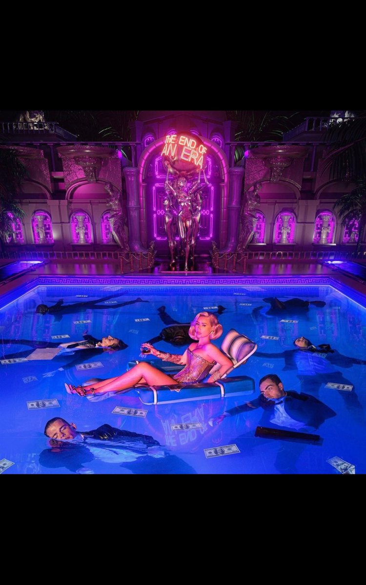 IAmTheStrIpCIub's tweet photo. I SAY: WHAT IS THE BEST SONG ON THIS ALBUM? 
YOU SAY: https://t.co/VjzNX185bO