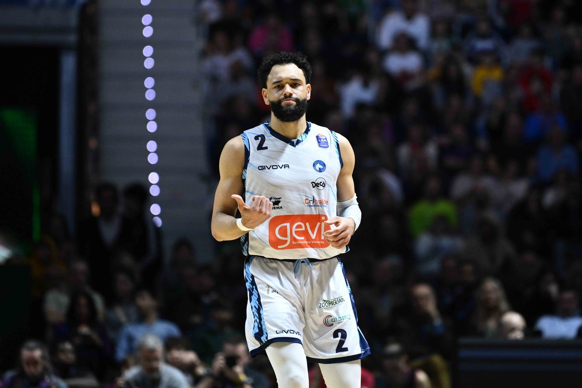 Tyler Ennis was OUTSTANDING in Napoli's historic victory in the Italian Cup Final, ending his marvelous experience in Turin by flirting with an unprecedented triple-double: 21 points 7 rebounds 7 assists 7/13 2FG 4/4 FT 2 EFF
