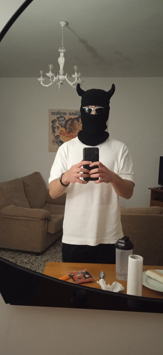 Kie <a href="/alex_agz14/">Kworu</a>