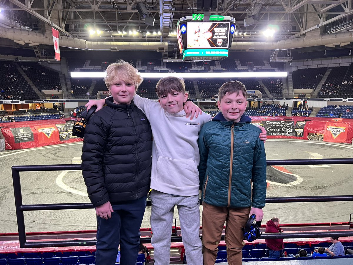 CConway3380's tweet photo. #monsterjam Happy 12th Birthday Seamus! https://t.co/hdnHWMCMTA