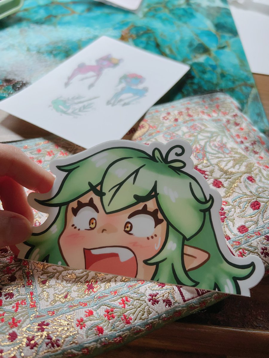 VVMoji's tweet photo. Going to have these vivi peekers in stock soon!

#Vtuber #Stickers #vivimoji #anime #AnimeArt #animemerch #peekersticker #art #artist #nymph https://t.co/qfGaBDNn00