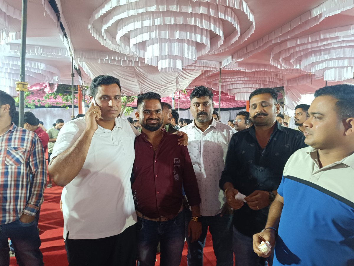 kollakraju's tweet photo. @Devendra_1925 
#जन #नेता, #युवा #हृदय #सम्राट श्री #देवेन्द्र #यादव जी की #जन्मदिन की ढेर सारी शुभकामनाएं।
मैं #ईश्वर से आपके उत्तम #स्वास्थ्य एवं #दीर्घायु जीवन की कामना करता हूँ।
#happybirthday #Bhaiyya 
#bhilainagar #MLA 
#Chhattisgarh #DYteam https://t.co/sy9W3Eex0l