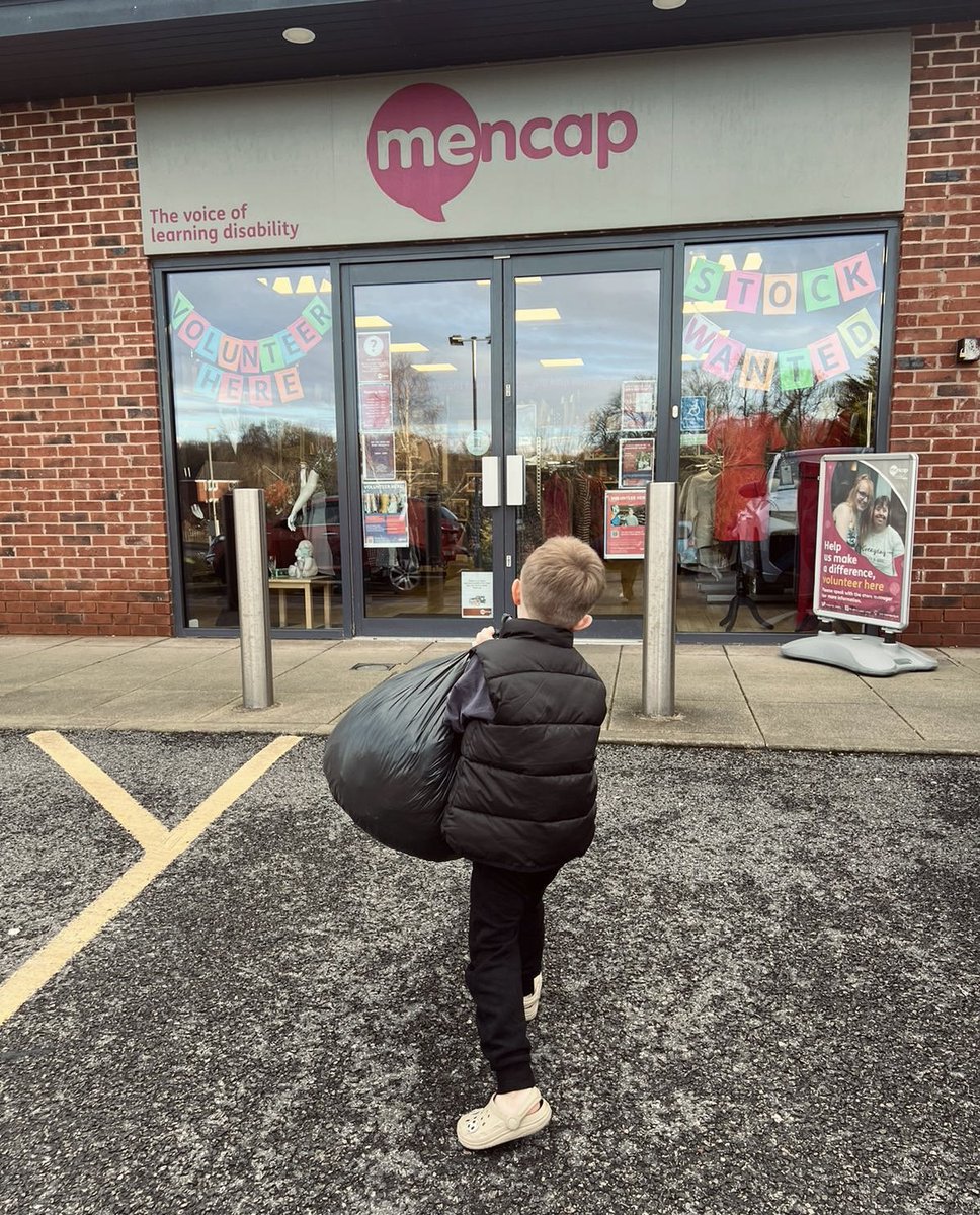 AmyBlythe_'s tweet photo. Rupert donated some of his toys and clothes for task 7 - an act of kindness! @CCCRPrimary #homework #year1 https://t.co/dZbhpWdZfa