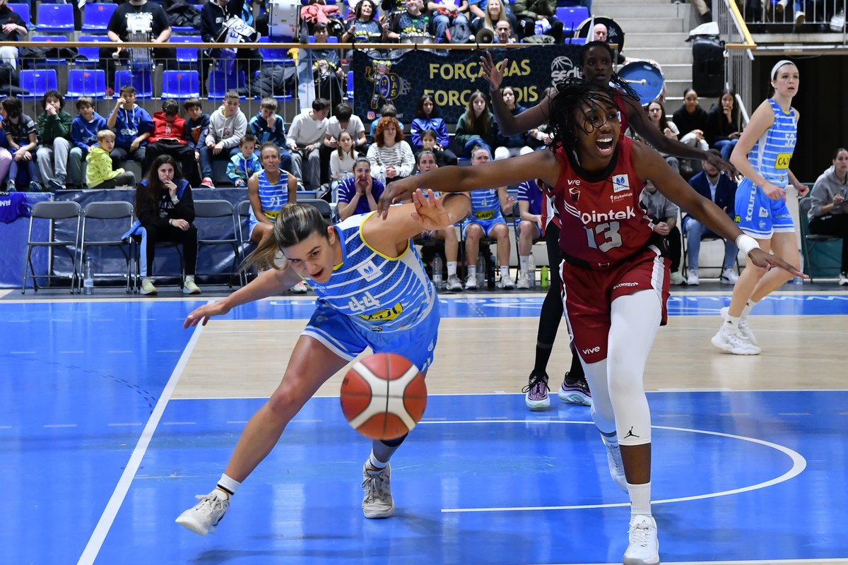 Galería de Fotos: #LFEndesa  Jornada 21
Cadí La Seu - Lointek Gernika Bizkaia
<a href="/sedisbasquet/">AE Sedis Bàsquet</a> <a href="/GKesb/">Lointek Gernika Bizkaia</a> <a href="/GASsedisbasquet/">GAS🏀Sedιѕ Bὰѕqυeт</a> 

Fotos 👉flic.kr/s/aHBqjBesQB