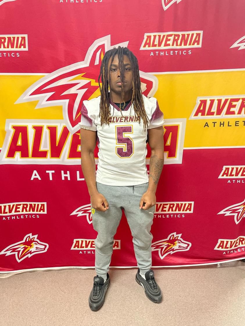 Knixon616's tweet photo. Had an AMAZING visit at @AlverniaU yesterday hope to go back soon
@huddle_club @CoachAGuerrero @whsbravessports @CoachFucetola https://t.co/VajO907CAn