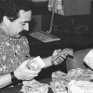 The money paradox.

“You have to lose money in order to make money.”

Every successful investor and builder has stories of the invaluable lessons learned from a terrible loss in their career.

Sometimes you have to pay to learn, as we say, learn then earn.

Few understand this.