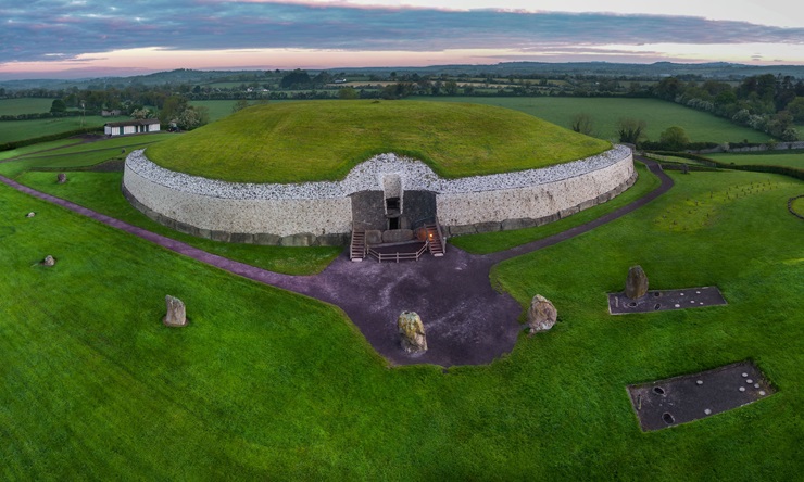 In Irlanda al lavoro con gli archeologi
#achillfieldschool, #IrlandaDrittoAlCuore #Wanderlust #Irlanda #Placetobe #Travelphotography #Viaggio #ViaggiareChePassione #WildAtlanticWay, #studyabroad #archaeology #prehistory
agendaviaggi.com/in-irlanda-al-…
Photo courtesy of Turismo Irlandese