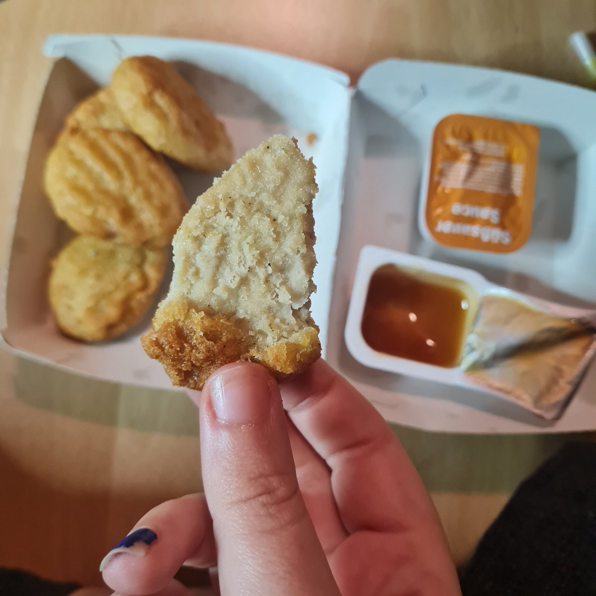 ᶻ 𝗓 𐰁 bll tweet media