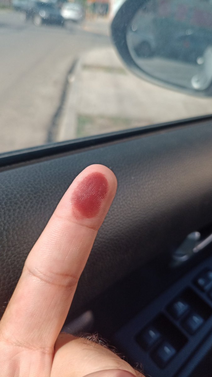 michaelpichardo's tweet photo. en vez de durar 4 años quejándose mejor dure 15 min y vote. https://t.co/wWkMhGR6lr