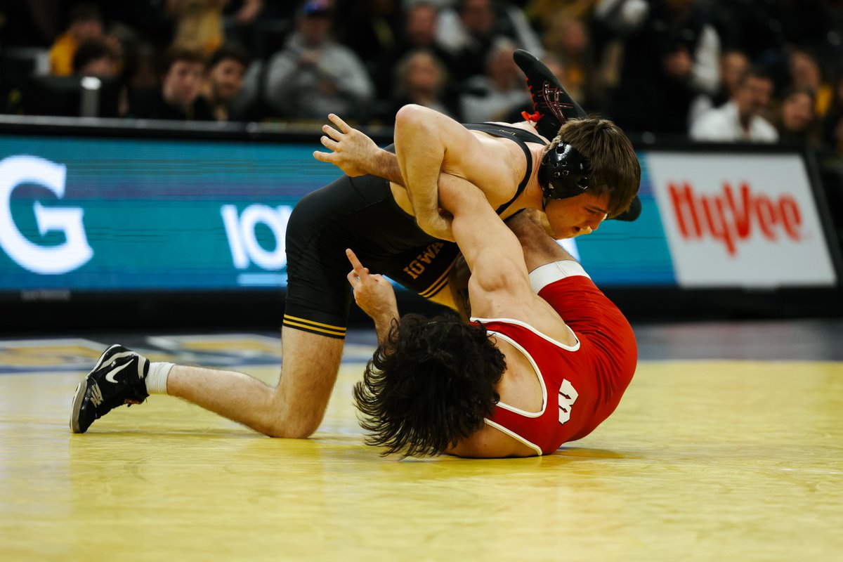 Iowa Hawkeye Wrestling tweet media
