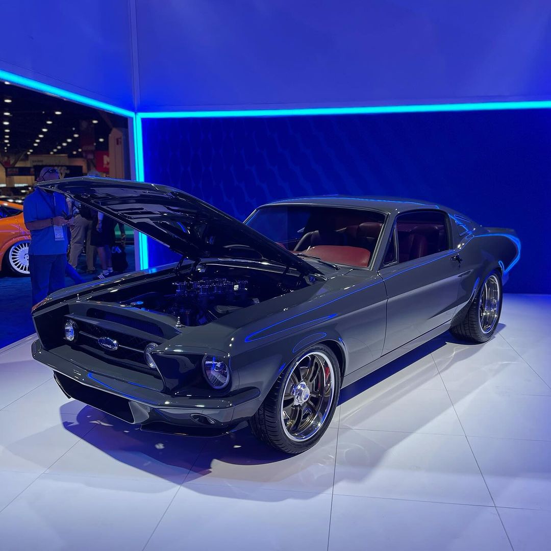 MustangRMX's tweet photo. #MRM #ANCM #KRMC #mustanglatam #familymustang #worldofmustang #mustang #v8werk #V8 #kor7 #prmseguros  #RevistaSomosCustom #donhuayra #revistasoloclasicos https://t.co/UxUEWbkRVl