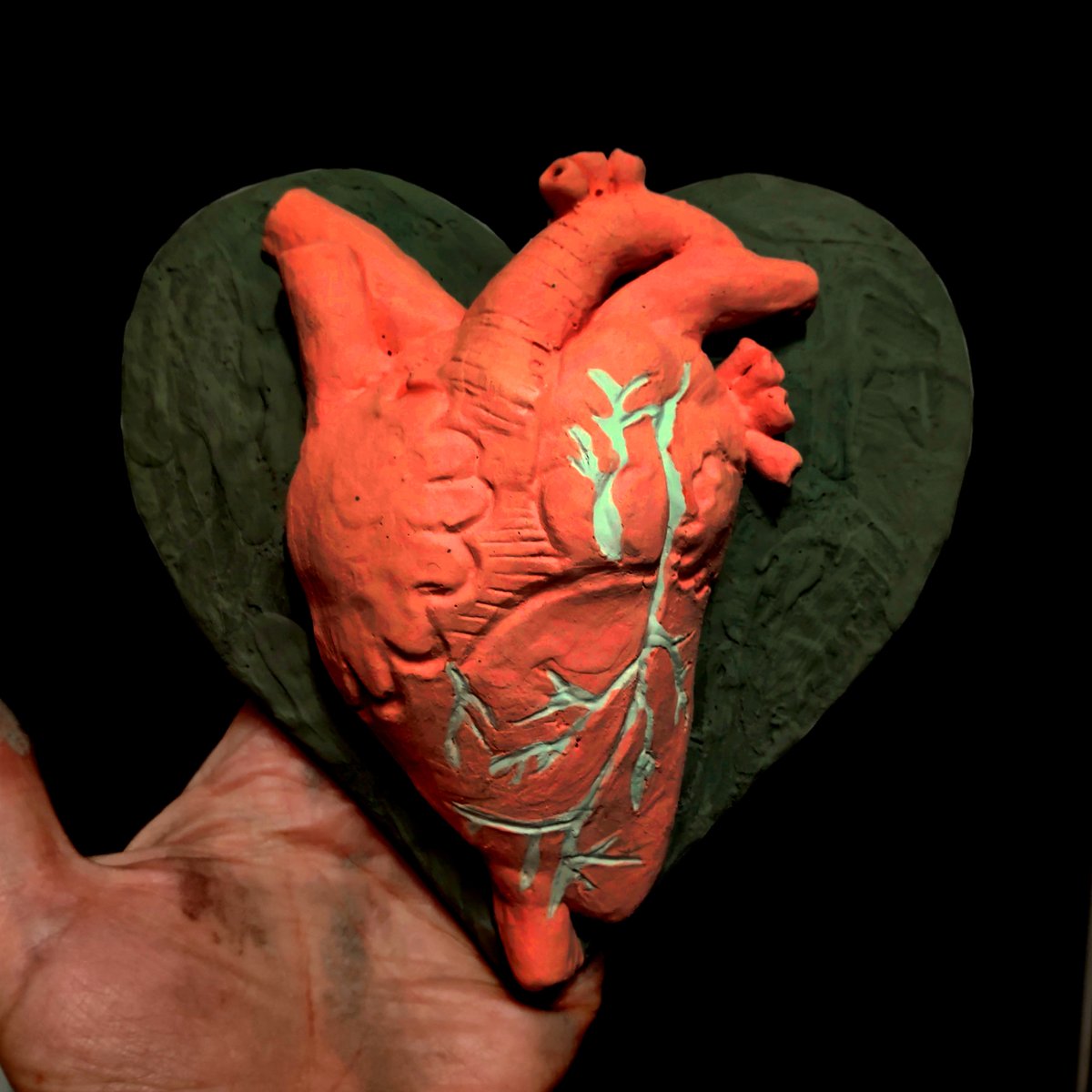 Heart of Hearts, before glaze firing
#heart #anatomicalheart #ceramicartist #potteryart #clayartist #tucsonartist #neurodivergentartist #aberrantceramics #artistsontwitter