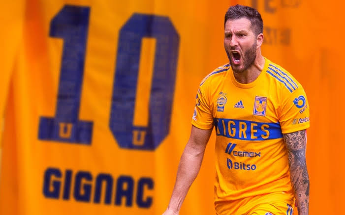 jlaram12's tweet photo. La bajada de barco que están teniendo muchos con esta LEYENDA es TRISTISIMA.

"Estorba", "Hace daño al equipo"...  He leído cantidad de estupideces.

¡Respeten! Estamos hablando del más grande en la historia de Tigres, no de cualquier jugador.

 Siempre en tu barco @10APG https://t.co/CFKRxOo9w4