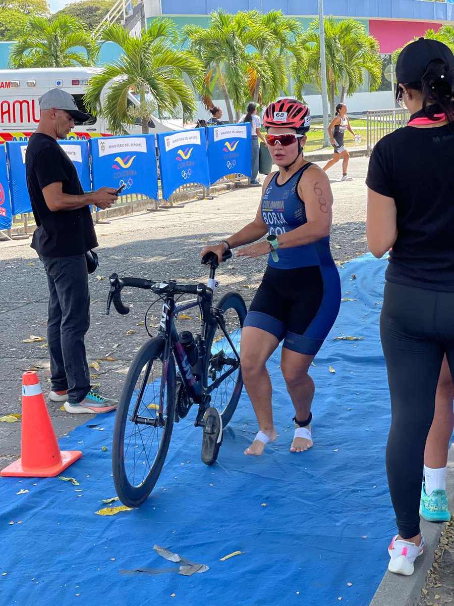 RapportoCo's tweet photo. ¡Palmira vive el deporte con los Triatletas!🏊‍♂️🚴‍♀️🏃‍♂️

El complejo acuático de la ciudadela deportiva Ramiro Echeverry Sánchez, fue el epicentro este finde de la 🏆Copa Colombia de Triatlón, evento selectivo a los Juegos de la Juventud✨ https://t.co/ZDP6vtUV2j