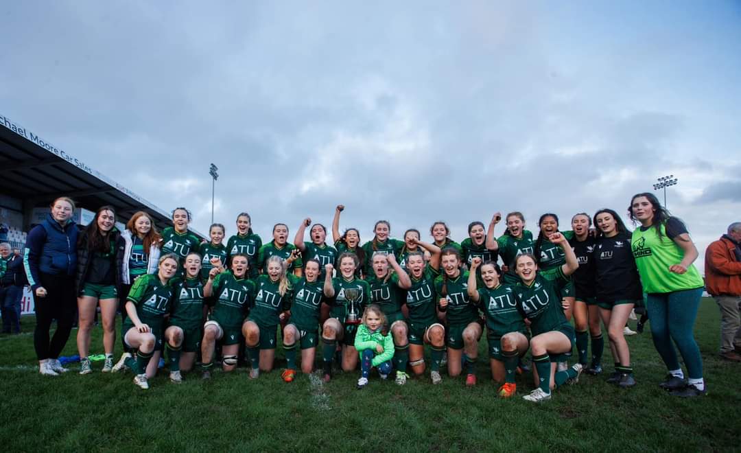 claremorrisrfc's tweet photo. A massive congratulations to Aoife and the Connacht Rugby Girls under 18s on their Intro-Pro Final victory over Leinster Rugby 8 to 5
A great defensive performance from our flying number 15
#Champions #Colts15 #MadeInClaremorris β€οΈπ€ https://t.co/ENIdfgh6Zq