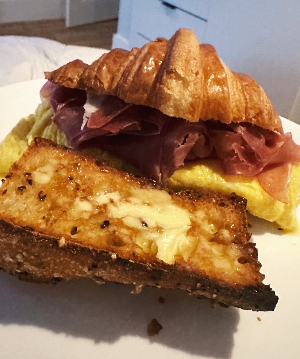 Getting calories at bed to keep the brain sharp for the charts 😂 - I wanted to cook today. Gruyère Omelette and prosciutto on a croissant by the goat <a href="/BachourAntonio/">Antonio Bachour</a> 🤤