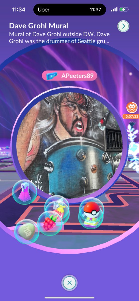 devon_n's tweet photo. Coolest pokestop ever!!!
#FooFighthers
#DaveGrohl
#PokemonGOTour https://t.co/zrEJnnVHWr