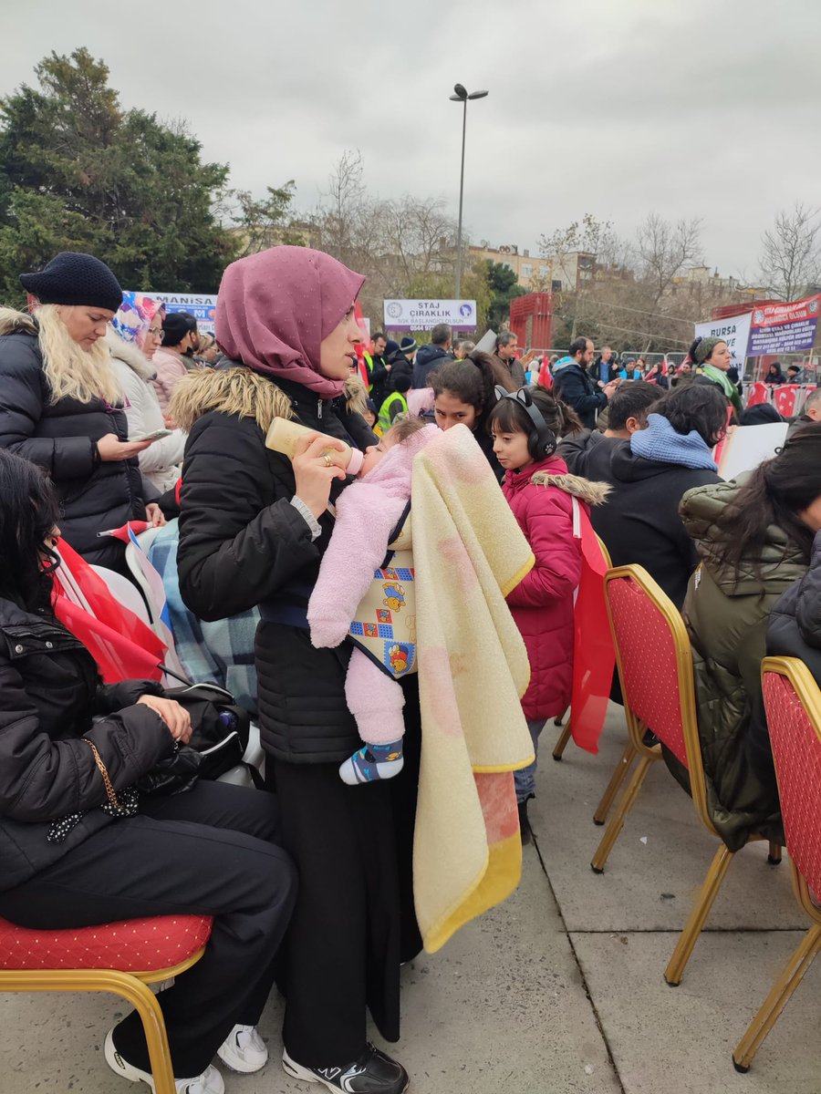 Büyük İstanbul Mitingimize katılım gösteren ve destek veren tüm kurum ve kişilere çok teşekkür ederiz. 
18 Şubat Kartal Mitingi  Şimdi Değilse Ne Zaman #ÇırakStajyerinMitingiVar 
#StajyerÇırakYasaBekliyor 
#EyMeclisYasaBekliyoruz #ÇırakStajyerTBMMyeSesleniyor