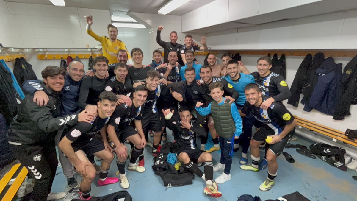 SergiGarcesDiez's tweet photo. Quatre mesos de dura travessa per assaborir per fi com és això de viure fora del túnel 

El camí segueix sent llarg, però amb tot fins al final, CESabadell 

#xou #semprexou https://t.co/P7WAoJHEBJ