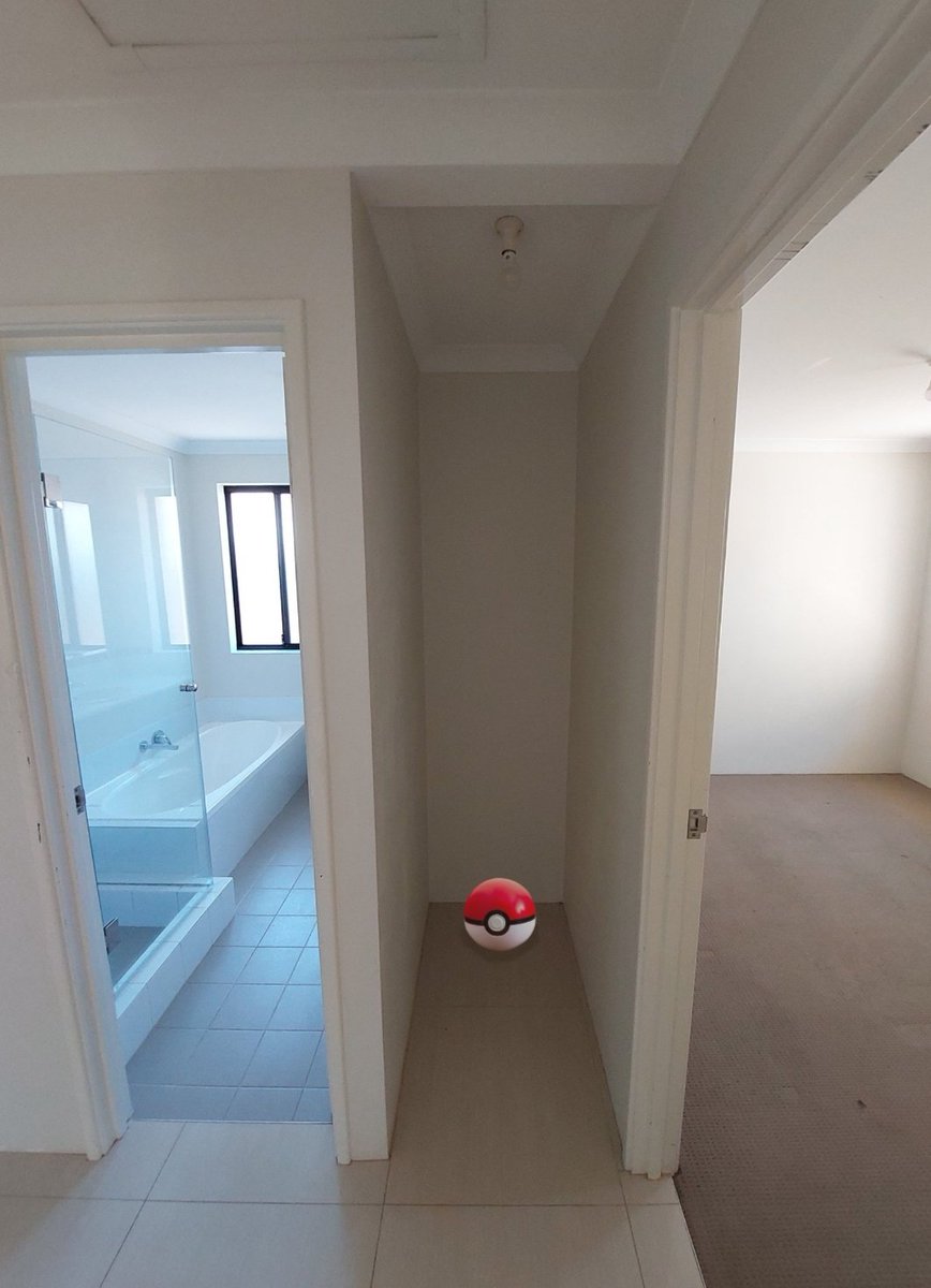PLShitpost's tweet photo. I would hide an object there https://t.co/Djtq665LBi