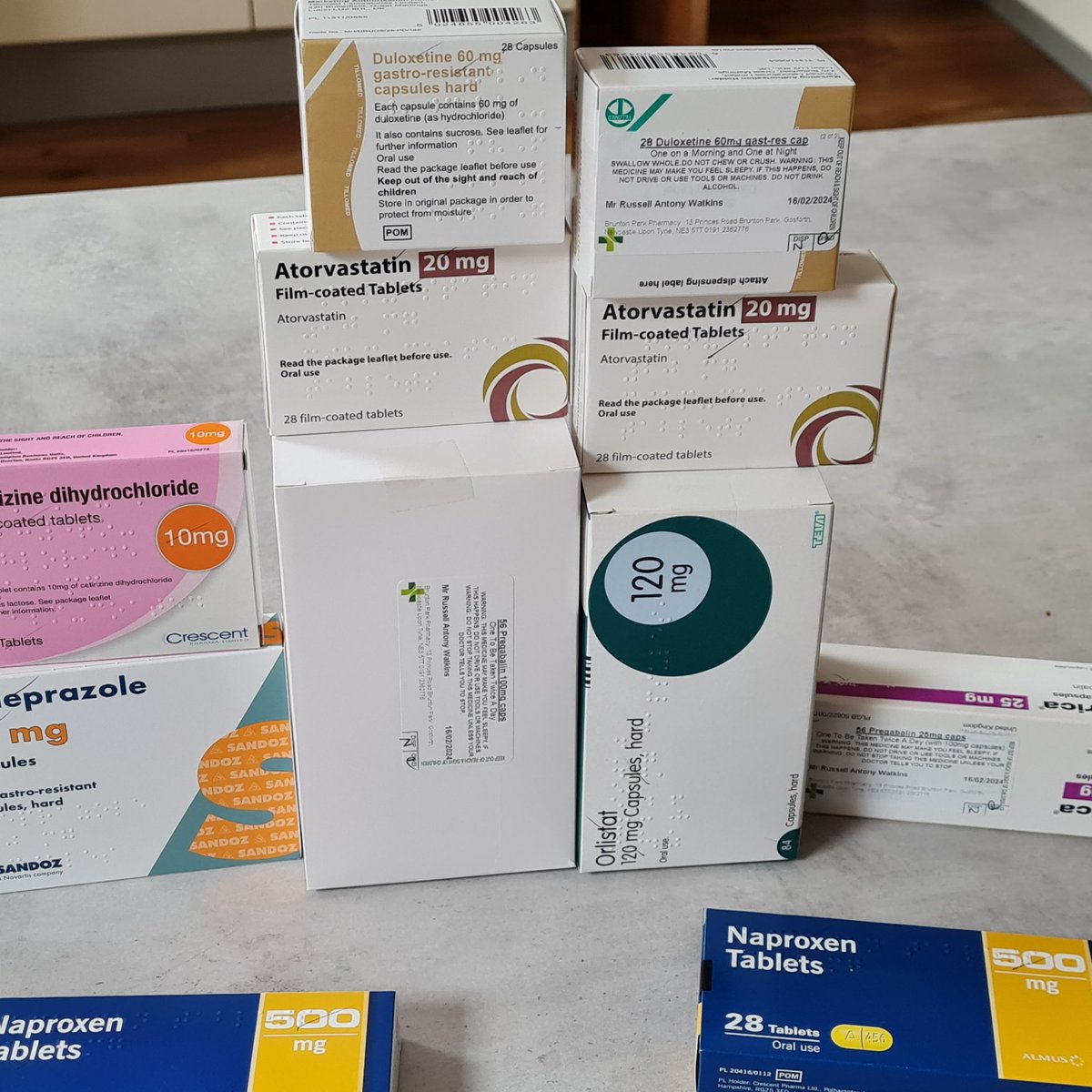 Strawbs04's tweet photo. Long COVID insight:
I picked up yesterday my latest stash of meds. Shame they don't work that well, but at least they more or less get me through the day.
#longcovidrecovery
#gettingoftheopoids
#thedrugsdontwork https://t.co/iQOKdG0VUb