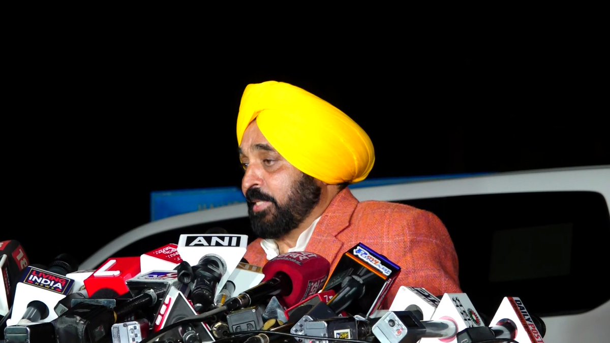 #BhagwantMann suggests a 5-year guarantee on MSP for crop diversification. System change possible only with MSP assurance. Ultimate decision lies with farmers. Crops included: Corn, Cotton, Sugarcane, Pigeon Pea, Wheat, Lentils. #MSP #CropDiversification #farmerprotests2024