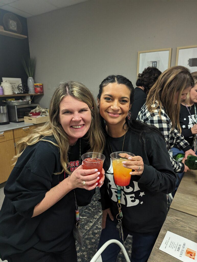 marauder2323's tweet photo. 1 million reasons to love being an LISD administrator - these are a few: serving staff, proving awesome experiences, watching them learn, and watching them grow up! #OneLOVE2LISD #loneLISD #bezoonique #wild4mca #mcaProud https://t.co/4Rt0zALw0D